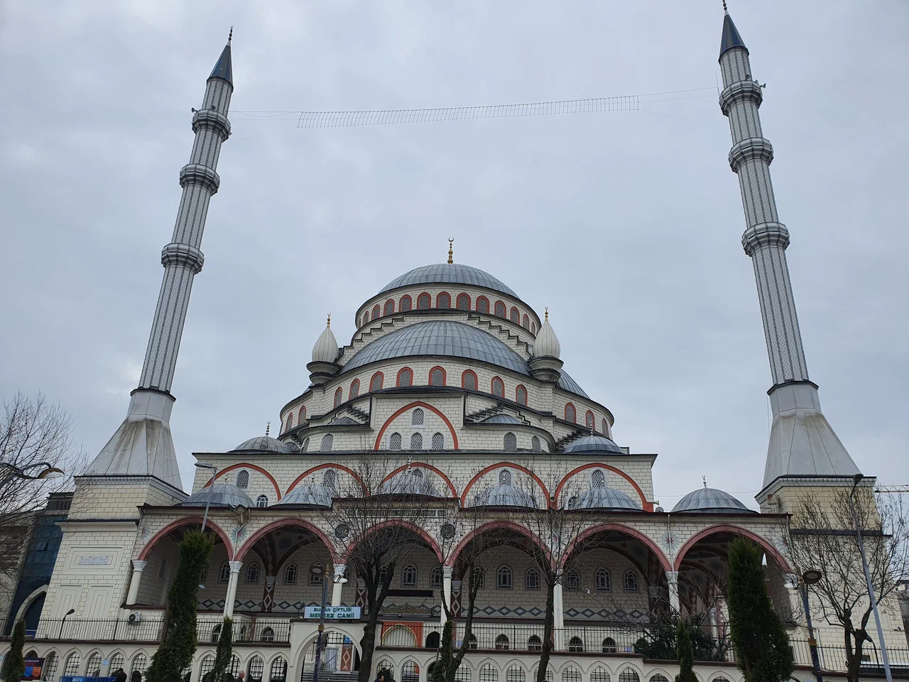 Sultançiftliği Merkez Cami
